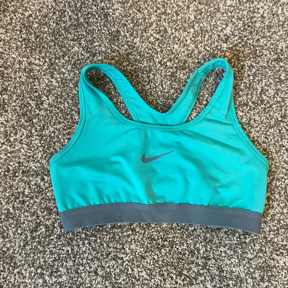 Nike Pro sports bra